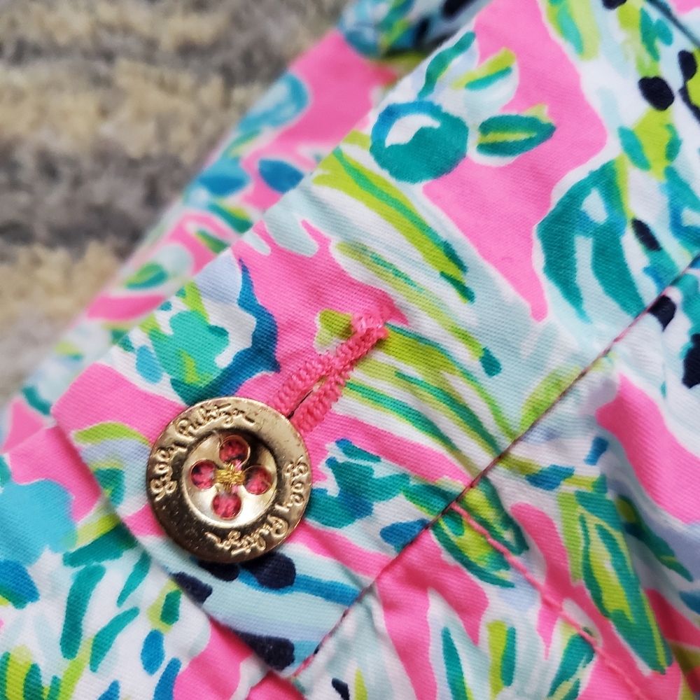 Lilly Pulitzer Shorts - Picture 4 of 6